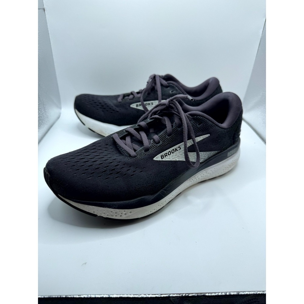 Brooks Ghost 16 1204071B090 Women 9.5 Sneaker Black White Athletic Running Shoes